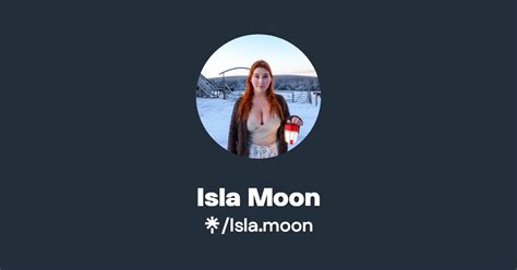 nude isla moon