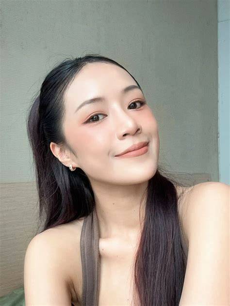 nude jenny