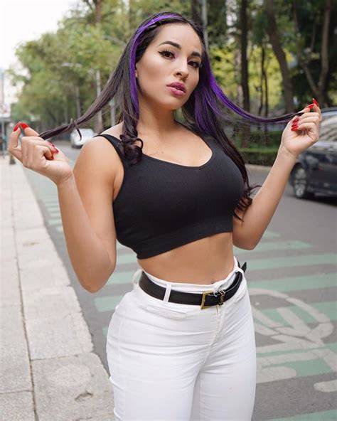 nude karla