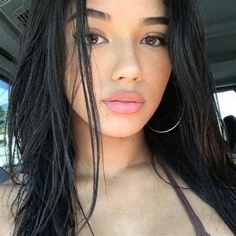 nude latinas