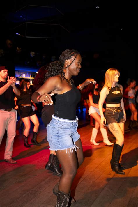 nude line dancing