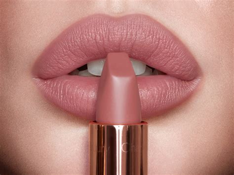 nude lip stick