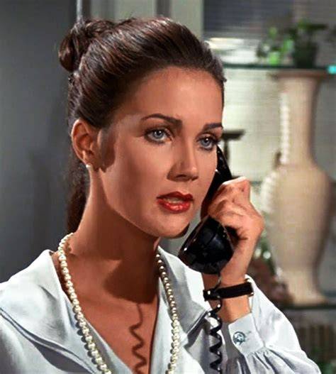 nude lynda carter