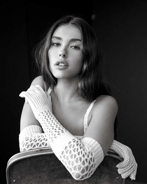 nude madison beer