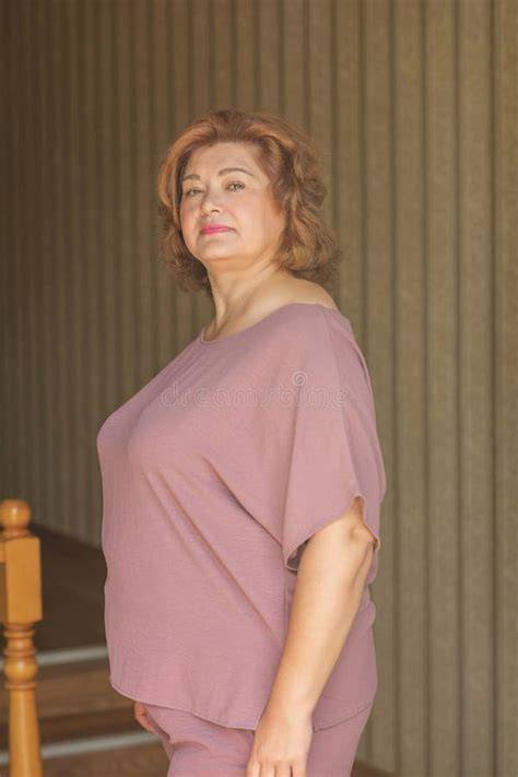 nude mature plump