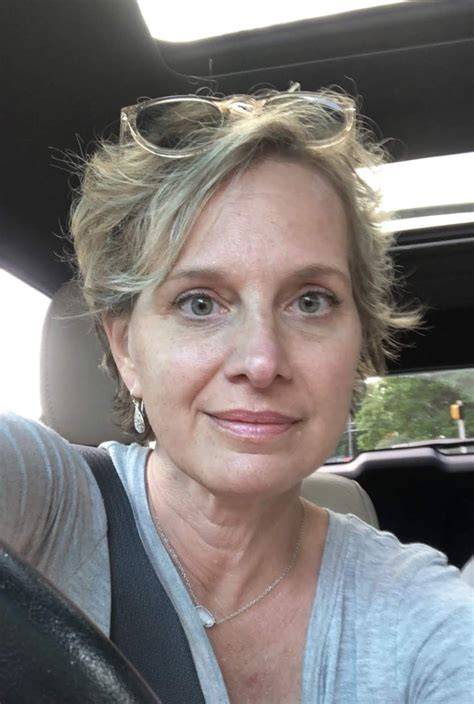 nude milf selfie
