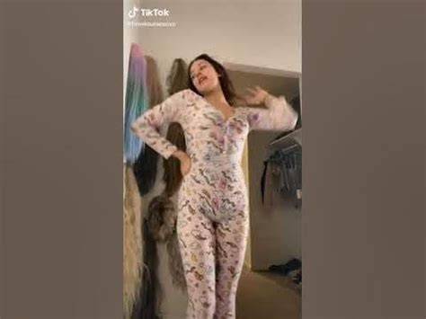 nude milf twerk