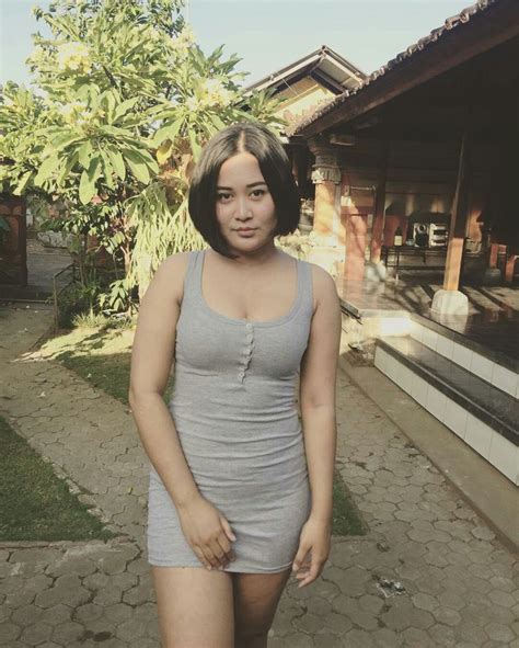 Nude Model Indonesian