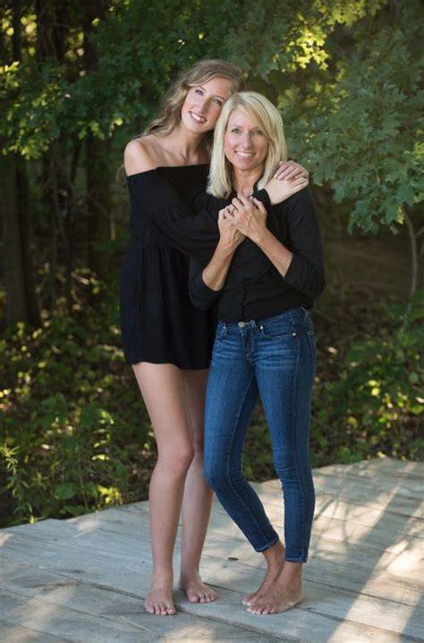 nude moms images