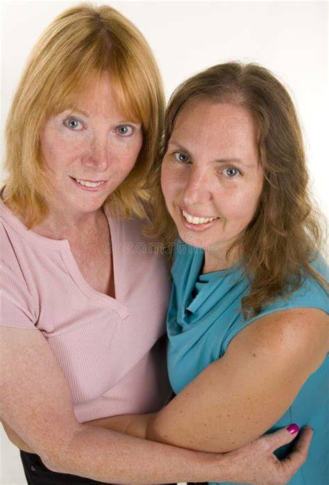 nude old lesbians