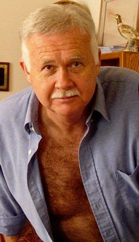 nude older men pics