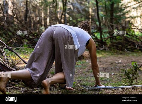 nude on all fours