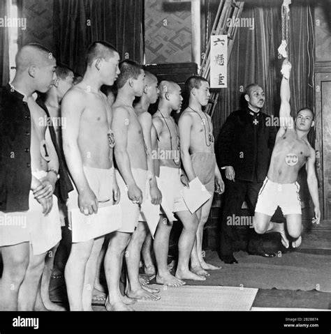 nude physical examination