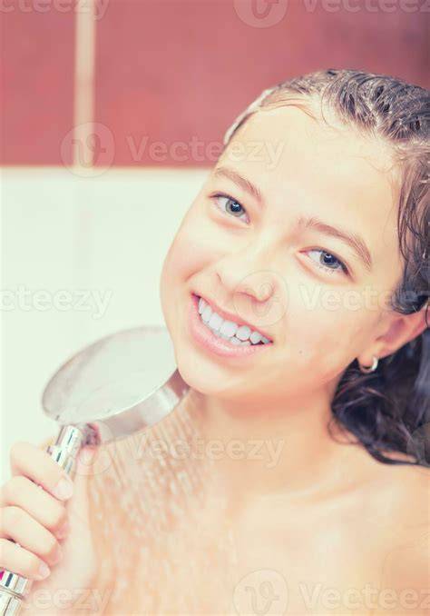 nude pics in shower