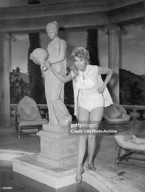 nude pictures of donna douglas