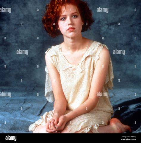 nude pictures of molly ringwald