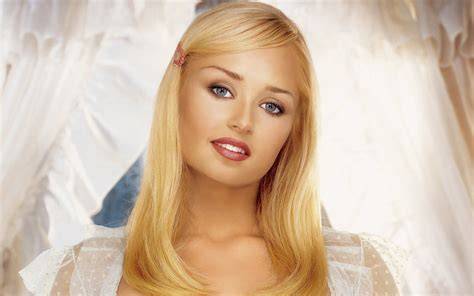 nude playboy blonde
