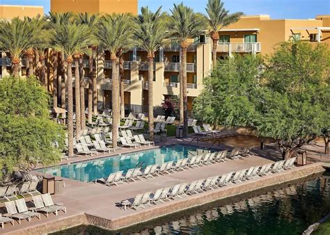 nude resort phoenix