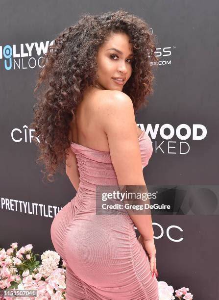 nude rosa acosta