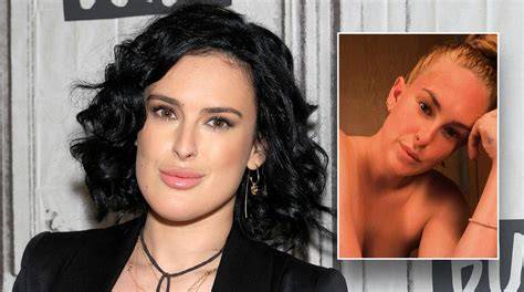 nude rumer willis