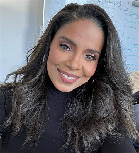 nude sanaa lathan