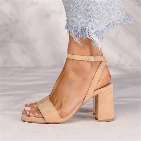 nude sandal