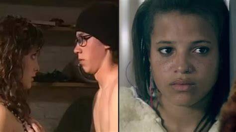 nude scenes from skins