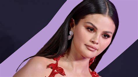 nude selena gomez
