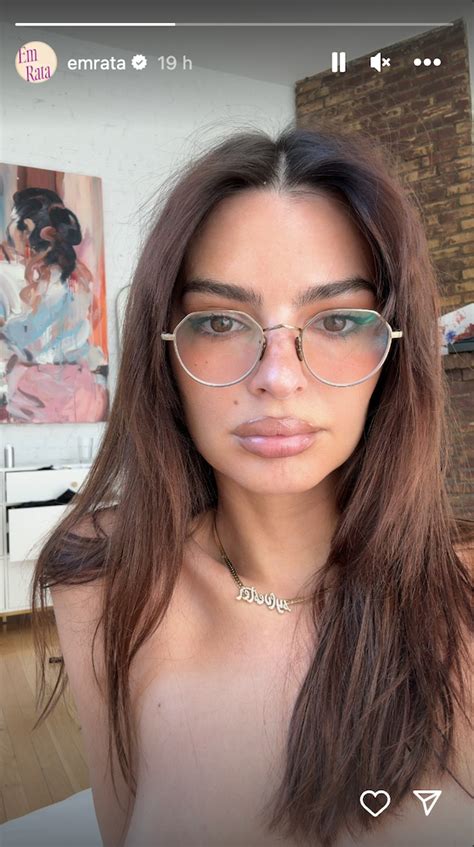 nude selfie 18