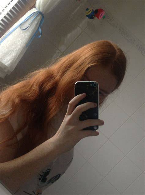 nude selfies redhead