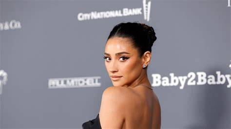 nude shay mitchell