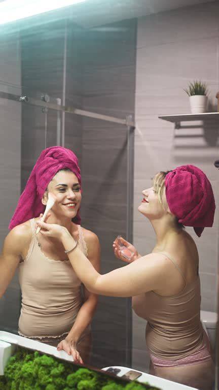 nude shower lesbian