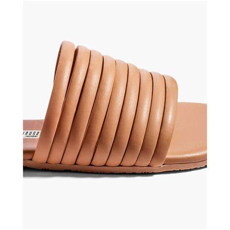 nude sliders