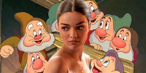 nude snow white