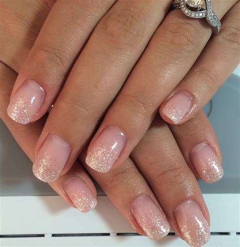 nude sparkly nails