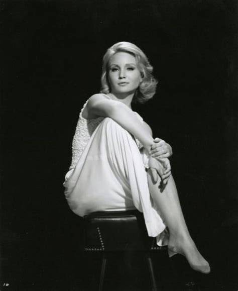 nude susan oliver
