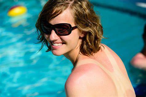 nude tan lines
