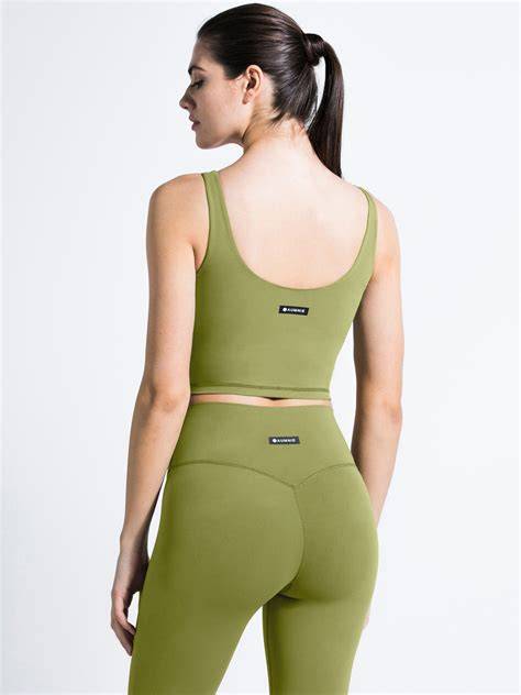 nude tank