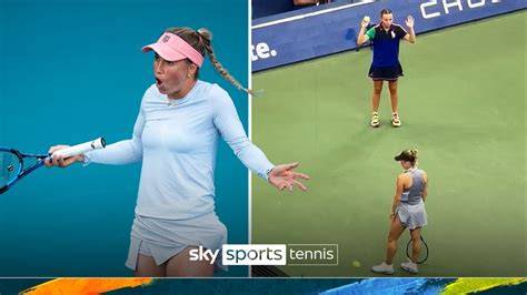 nude tennis playing