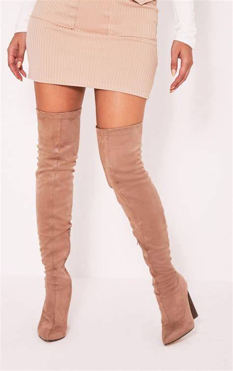 nude thigh