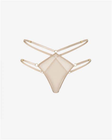 nude thong pics