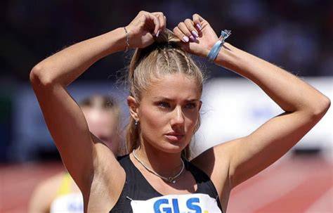 nude track