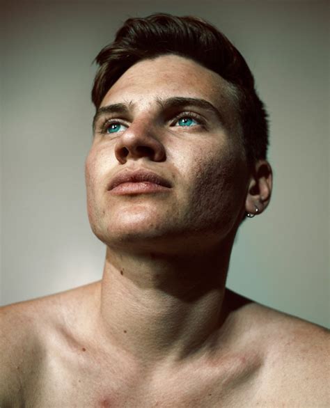 nude trans men