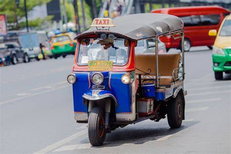 nude tuk tok