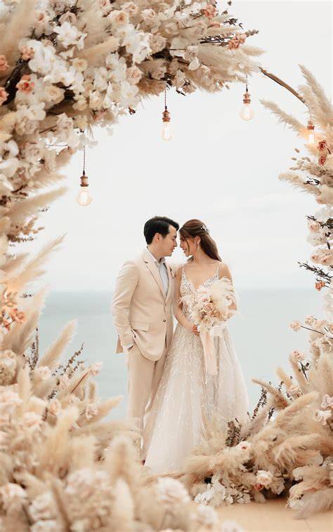 nude weddings