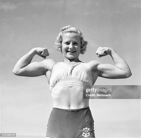 nude weight lifters