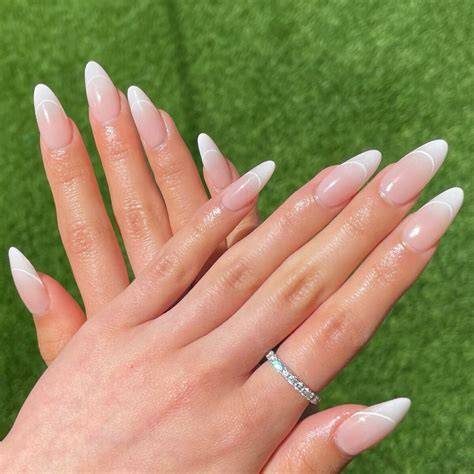 nude white