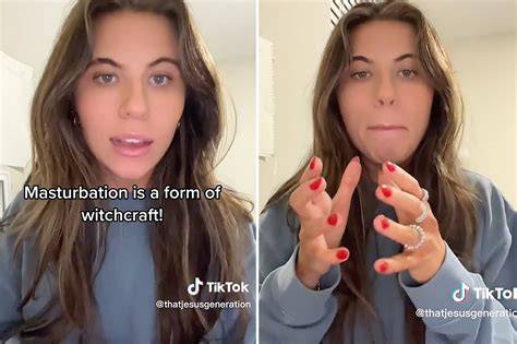 nude women masterbaiting