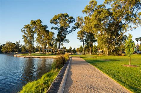 nude women swinging in shepparton