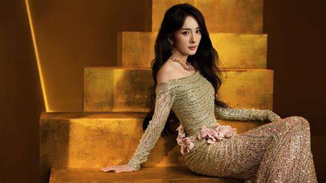nude yang mi